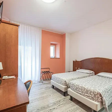 ホテル イタリア 3*
