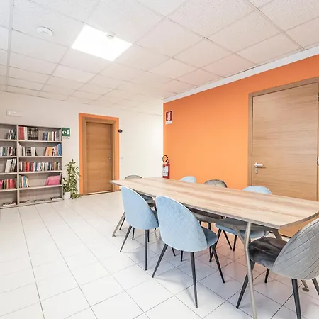 Italia מלון טריאסטה